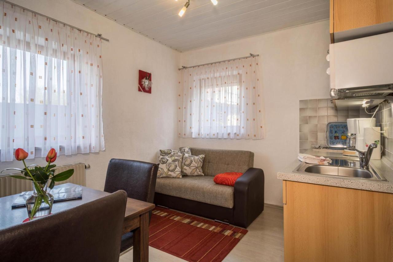 Haus Schneider Apartment เครสส์บรอนน์ อัม โบเดนเซ ภายนอก รูปภาพ