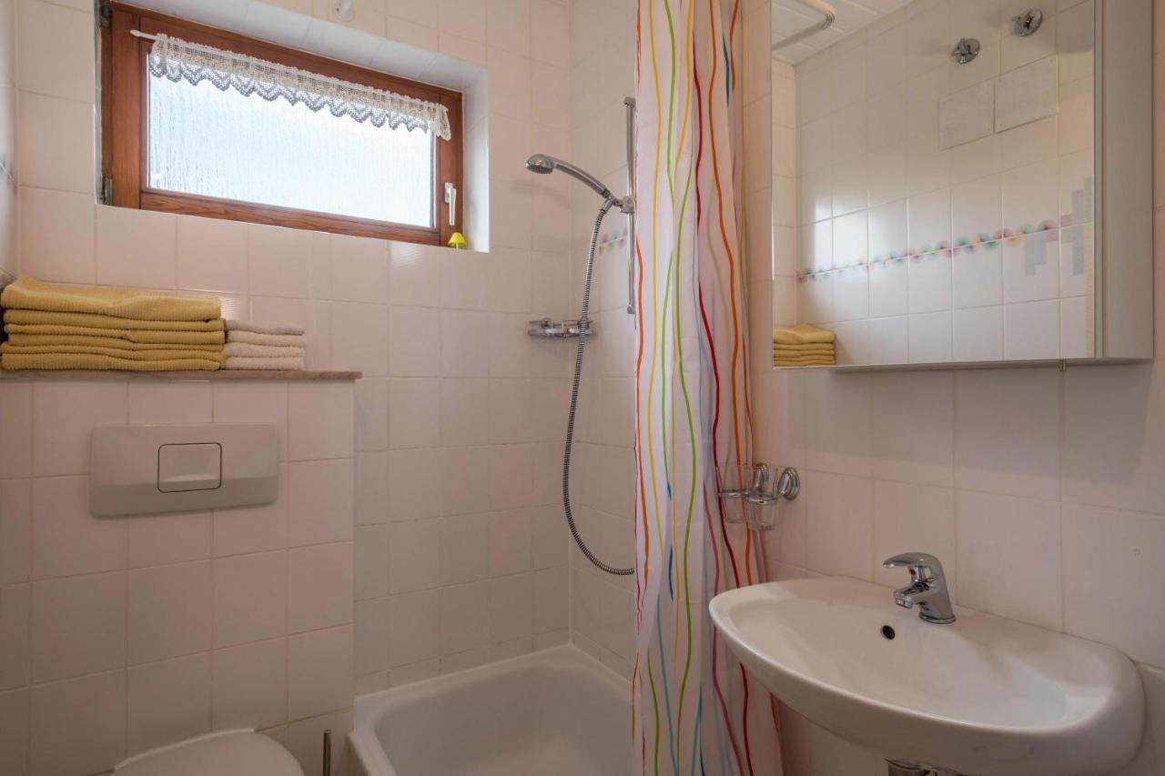 Haus Schneider Apartment เครสส์บรอนน์ อัม โบเดนเซ ภายนอก รูปภาพ